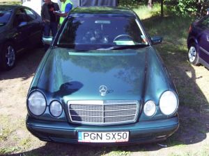 Mercedes E220